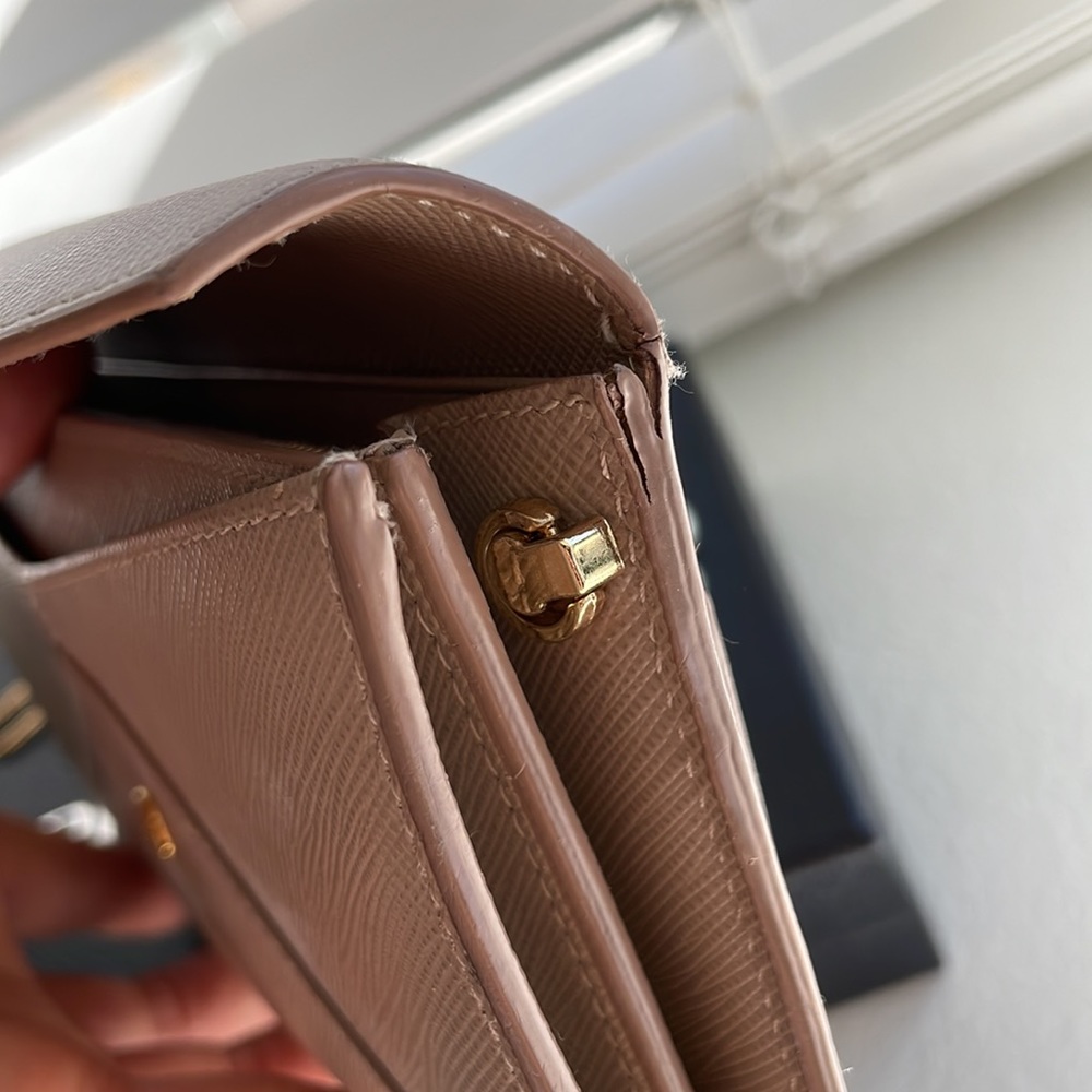 Prada Wallet on Chain - Picture 9 of 9